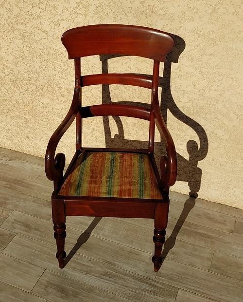 fauteuil de style louis philippe