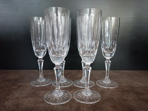 set de verres (6x3) et aiguière en cristal les grands ducs