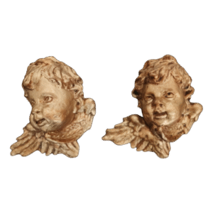 paire de têtes de putti en bois doré