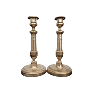 2 bougeoirs en laiton Époque restauration