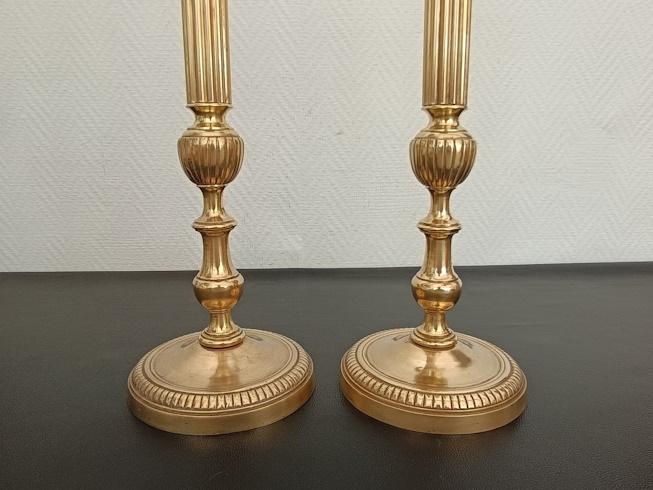 paire de grands bougeoirs en laiton massif doré – fin xixe / début xxe 50 cm