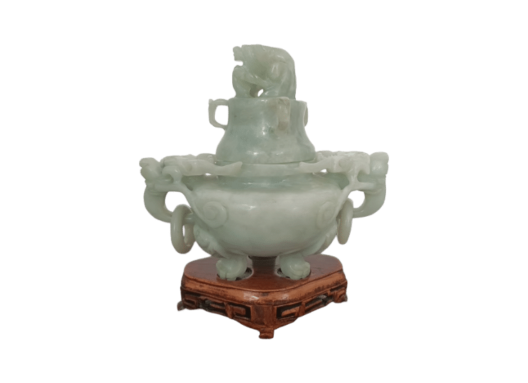 brûle parfum tripode chinois couvert en pierre céladon sculptée sur socle bois